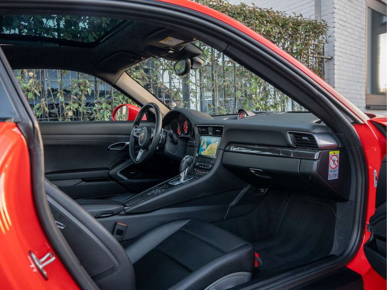 Porsche 991.2 Carrera