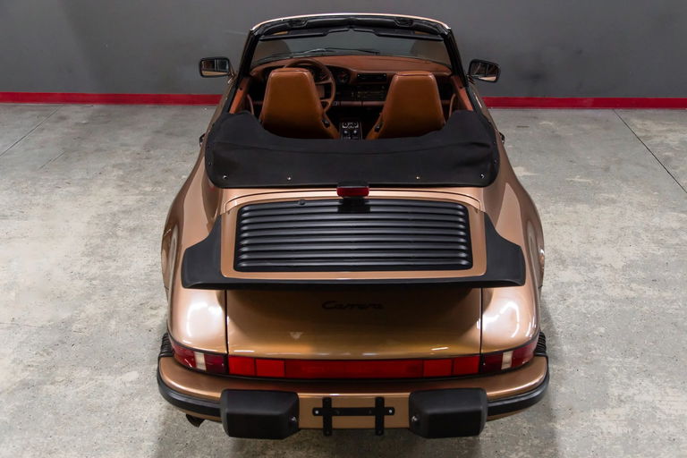 Porsche 911 Carrera 3.2 (US)