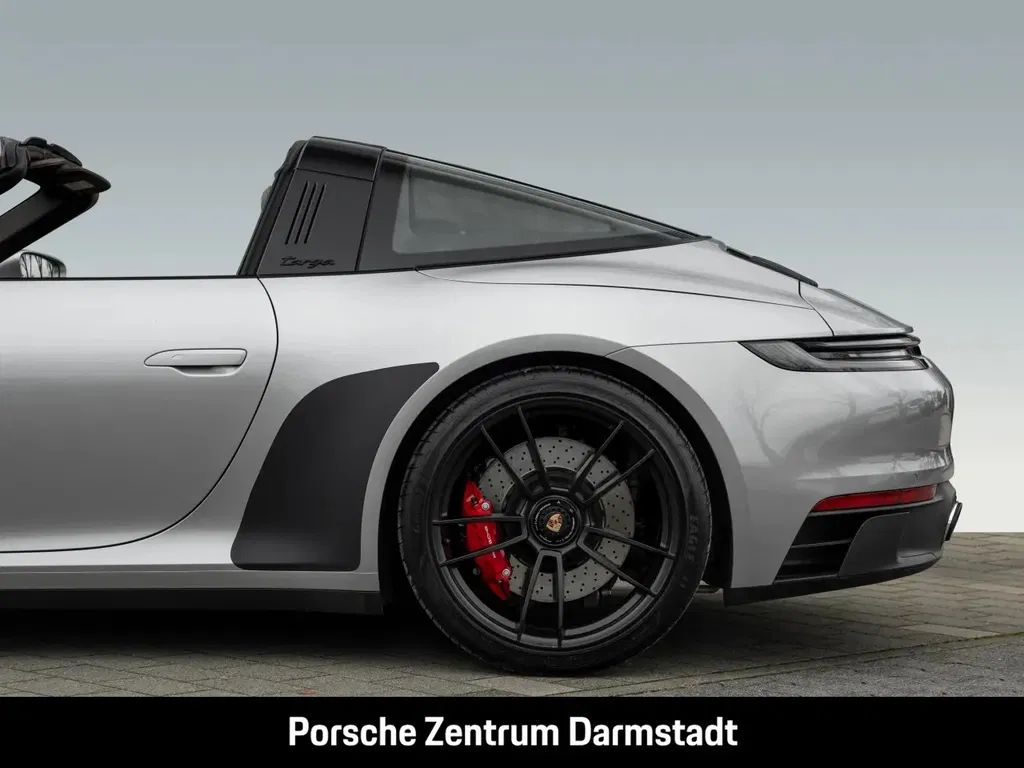 Porsche 992 Targa 4 GTS