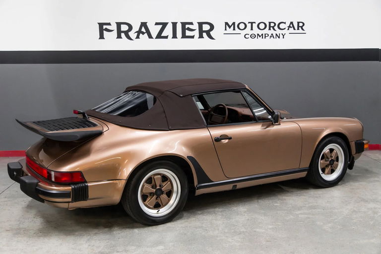 Porsche 911 Carrera 3.2 (US)