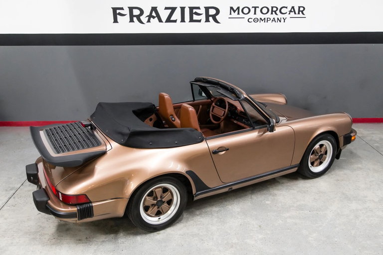 Porsche 911 Carrera 3.2 (US)