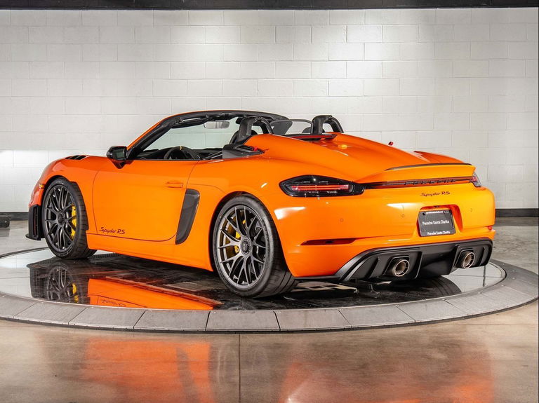 Porsche 718 Spyder RS