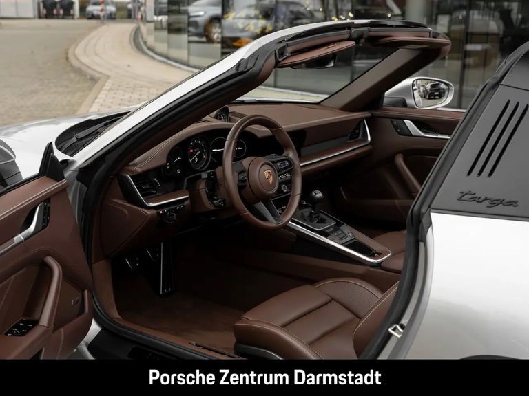 Porsche 992 Targa 4 GTS