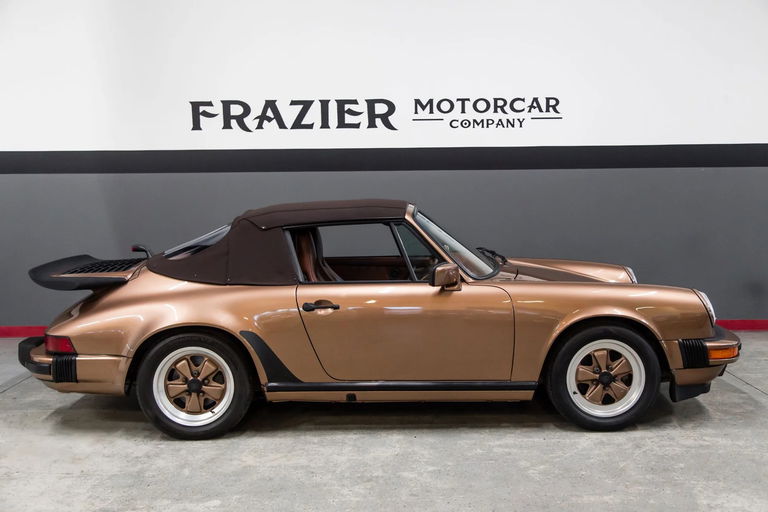 Porsche 911 Carrera 3.2 (US)