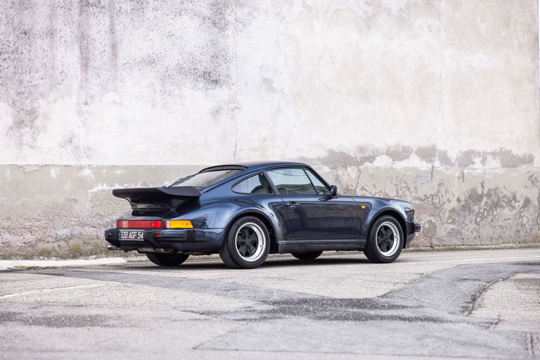 Porsche 911 Turbo 3.3