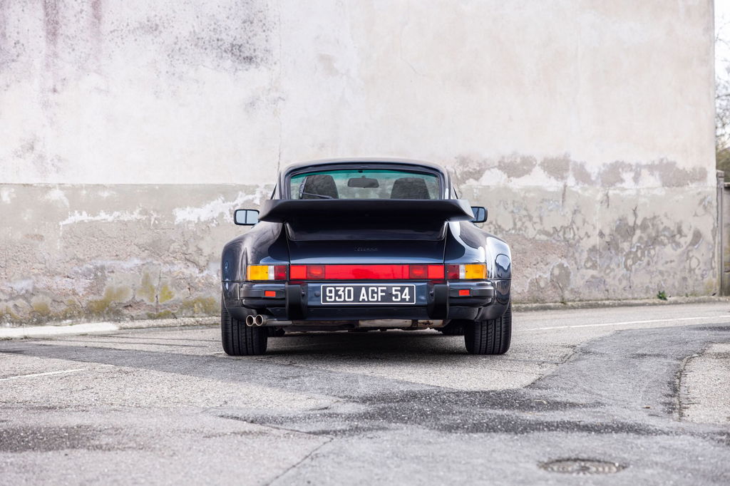 Porsche 911 Turbo 3.3