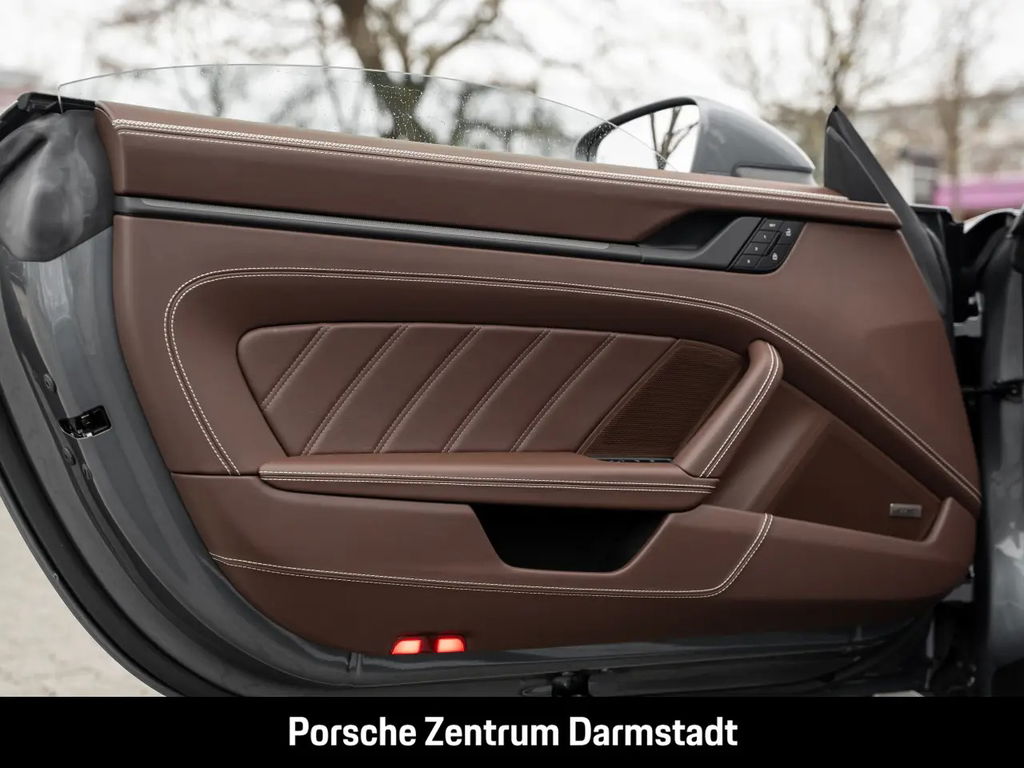 Porsche 992.2 Carrera 4 GTS