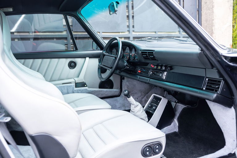 Porsche 911 Turbo 3.3