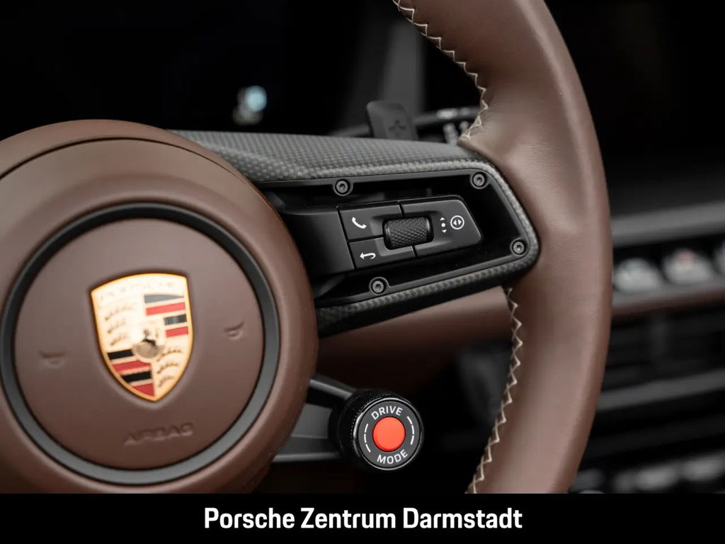 Porsche 992.2 Carrera 4 GTS