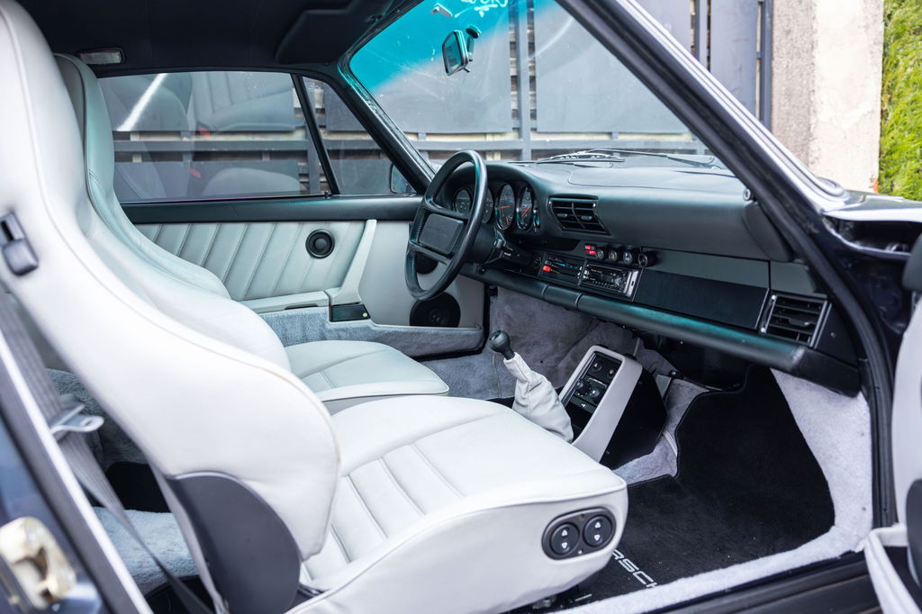 Porsche 911 Turbo 3.3