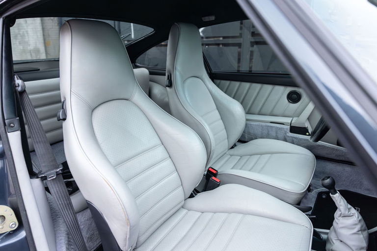 Porsche 911 Turbo 3.3