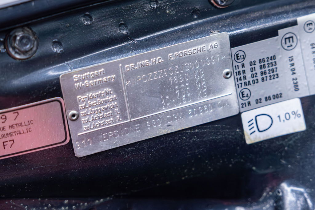 Porsche 911 Turbo 3.3