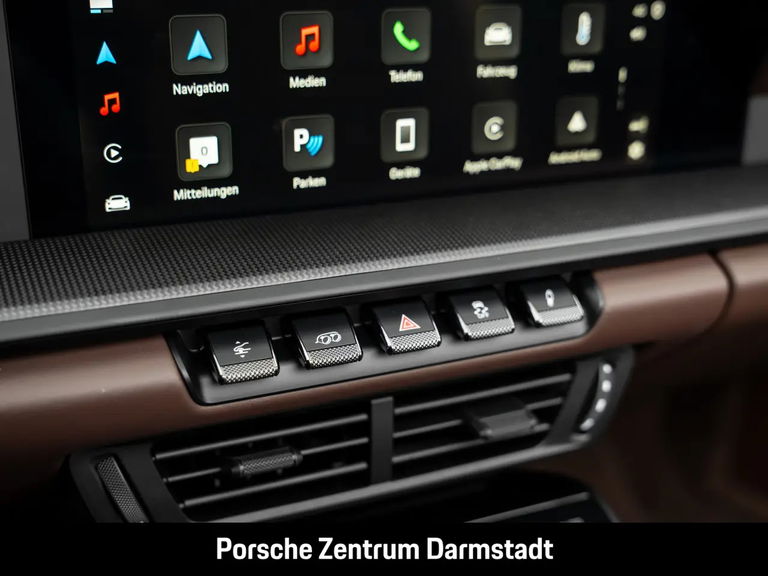 Porsche 992.2 Carrera 4 GTS