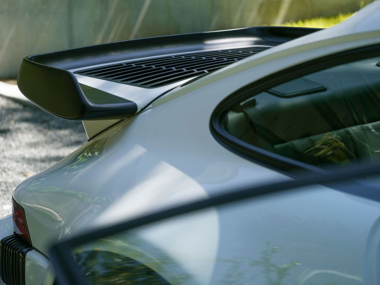 Porsche 911 Turbo 3.3