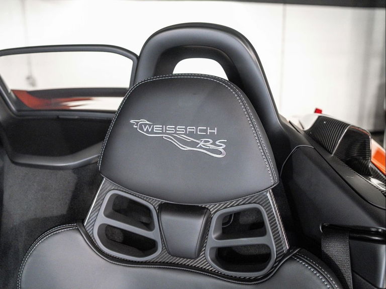 Porsche 718 Spyder RS