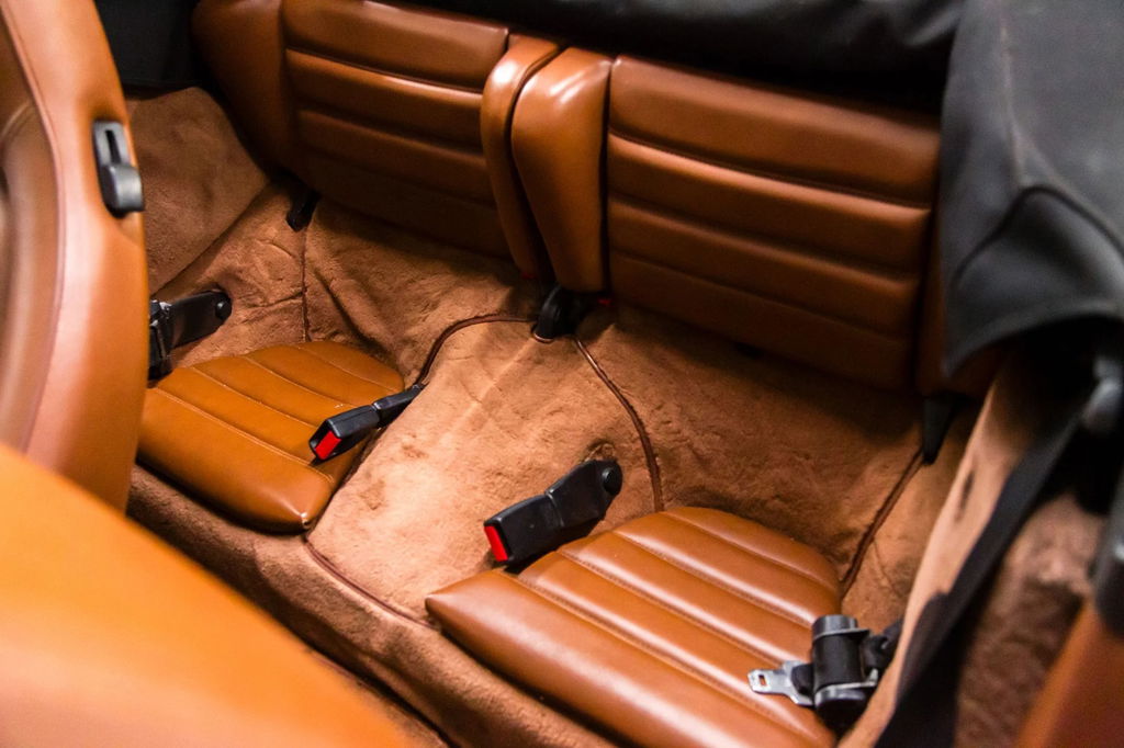 Porsche 911 Carrera 3.2 (US)