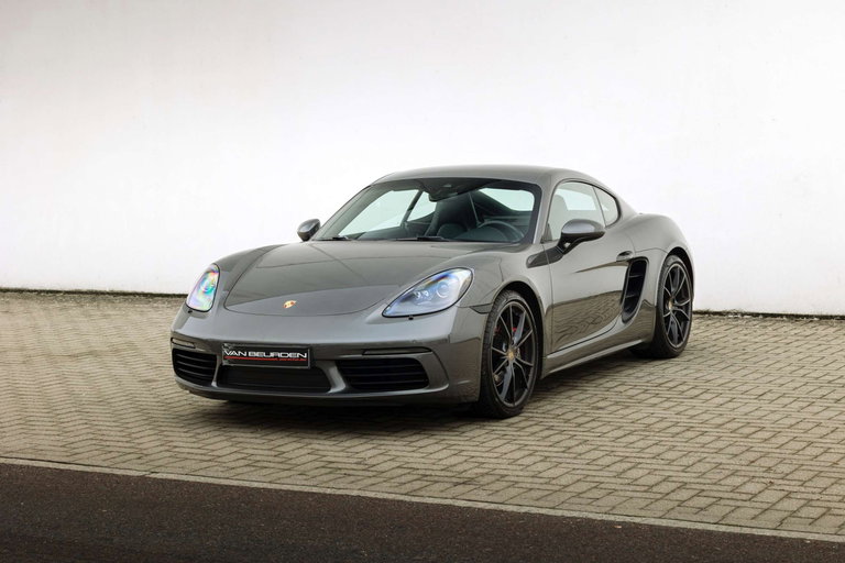 Porsche 718 Cayman