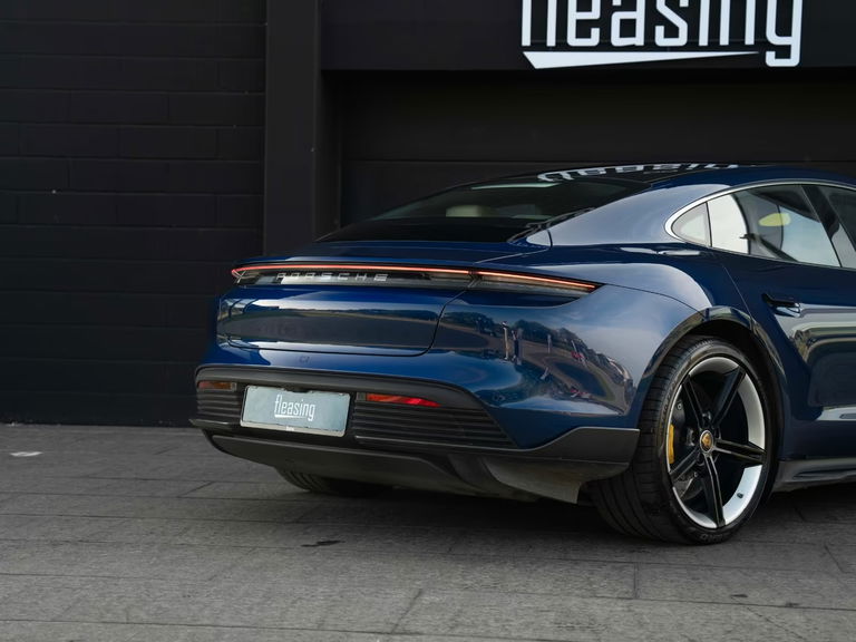 Porsche Taycan Turbo S