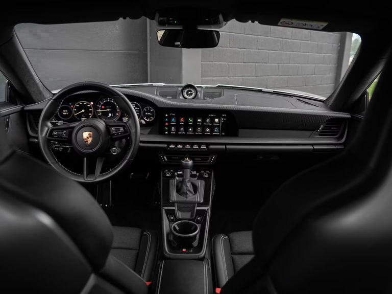 Porsche 992 GT3 Touring