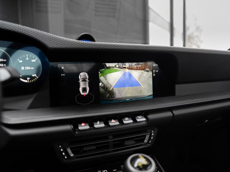 Porsche 992 GT3 Touring