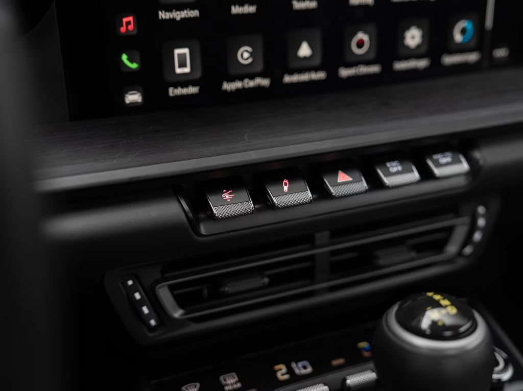 Porsche 992 GT3 Touring