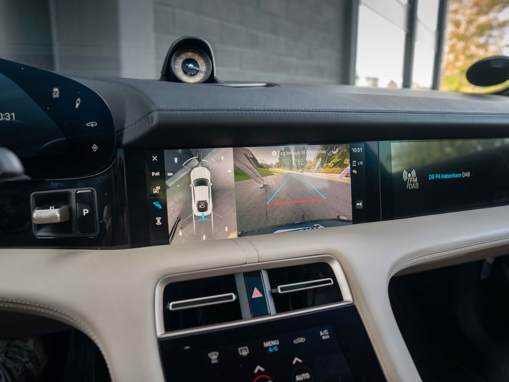 Porsche Taycan Turbo S