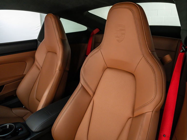 Porsche 992.2 GT3 Touring