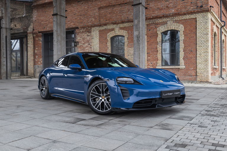Porsche Taycan Turbo
