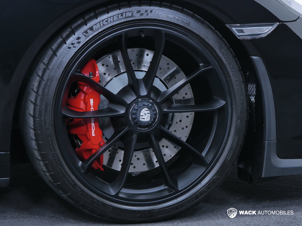 Porsche 991.2 GT3 Touring