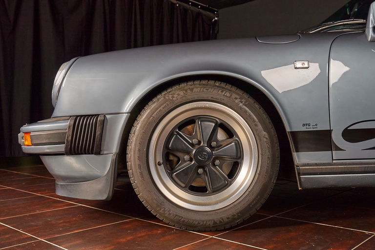 Porsche 911 Modified