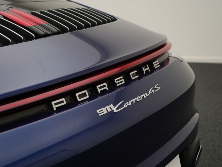 Porsche 992 Carrera 4S