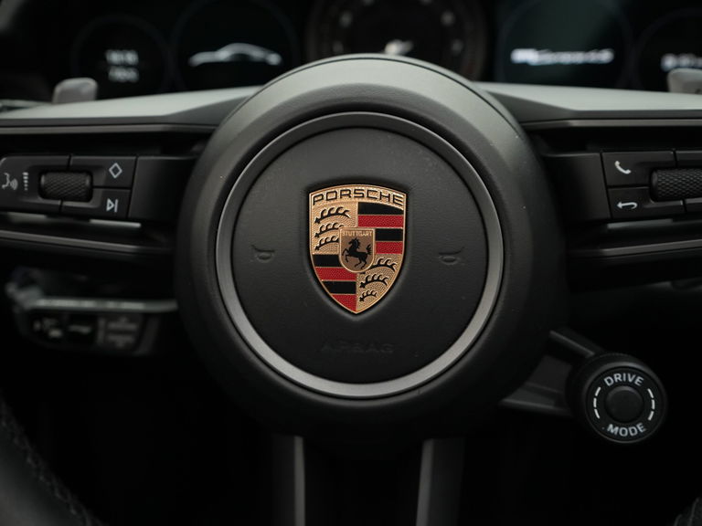 Porsche 992 Carrera 4S