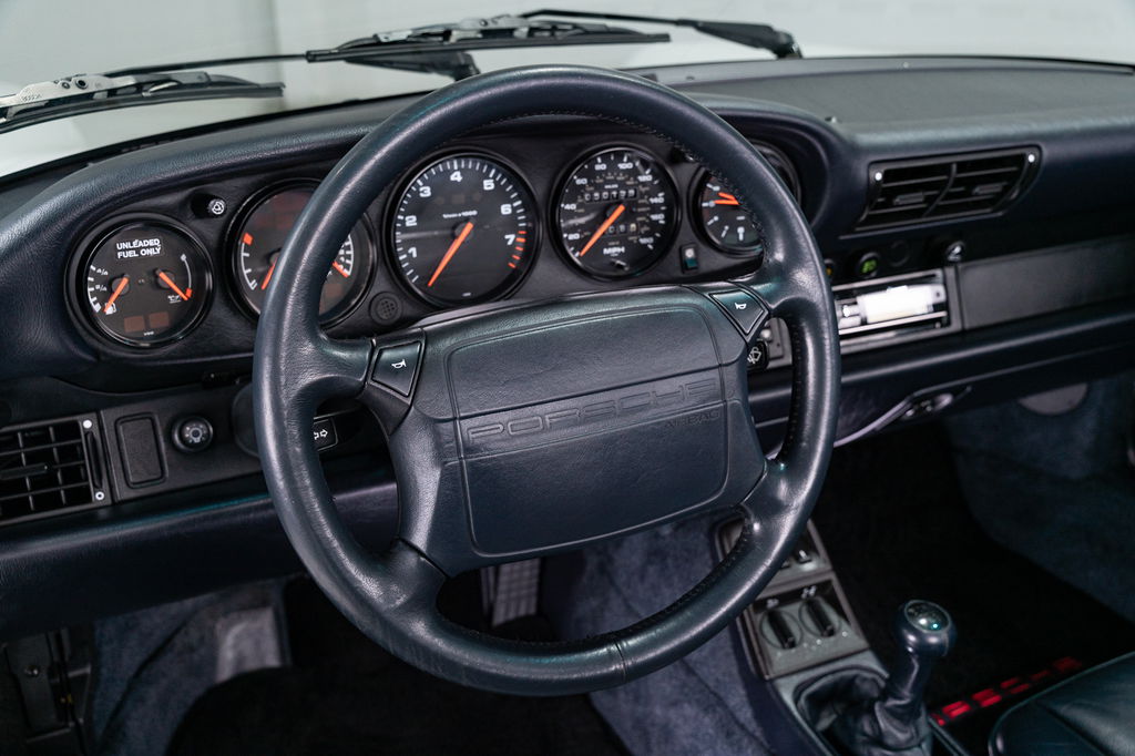 Porsche 964 Carrera 4