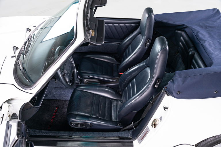 Porsche 964 Carrera 4