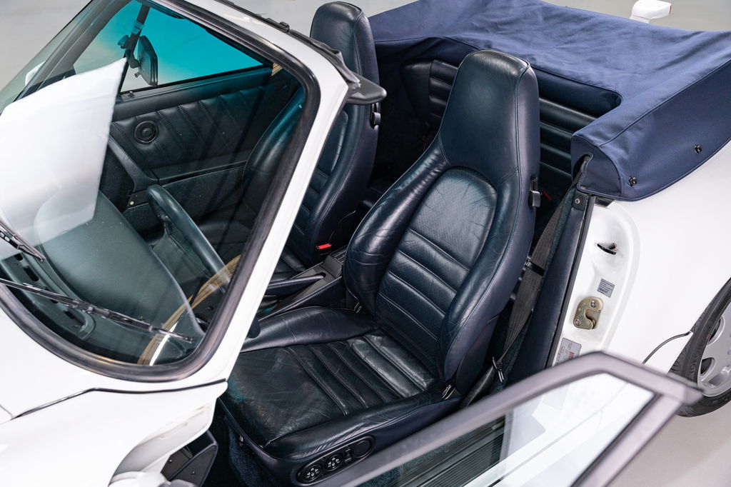 Porsche 964 Carrera 4