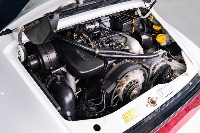 Porsche 964 Carrera 4