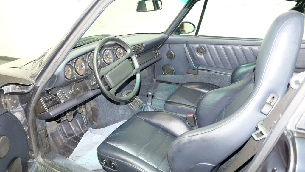 Porsche 964 Carrera 4