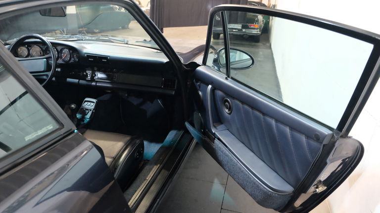 Porsche 964 Carrera 4