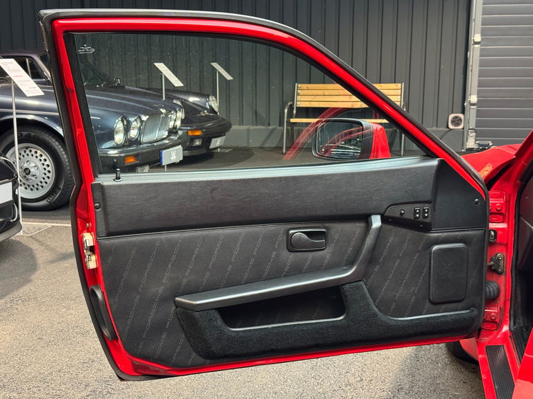 Porsche 944 S2 Coupé