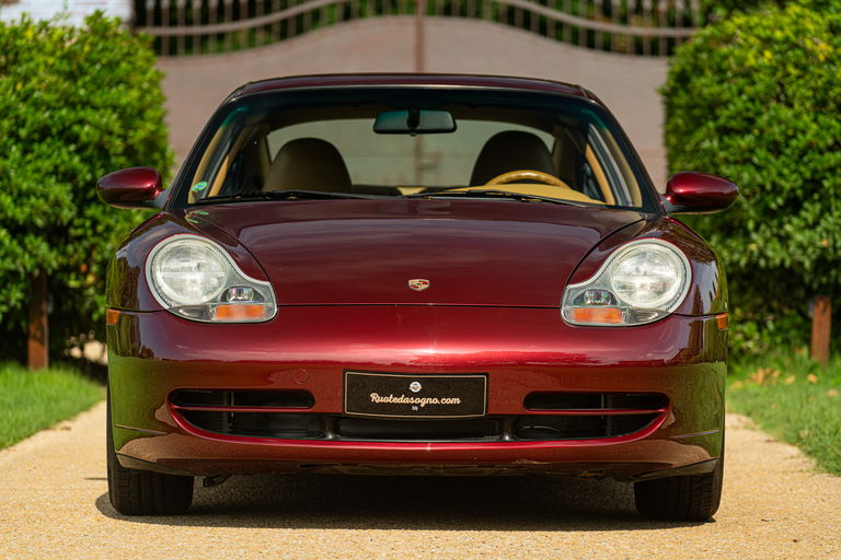 Porsche 996 Carrera