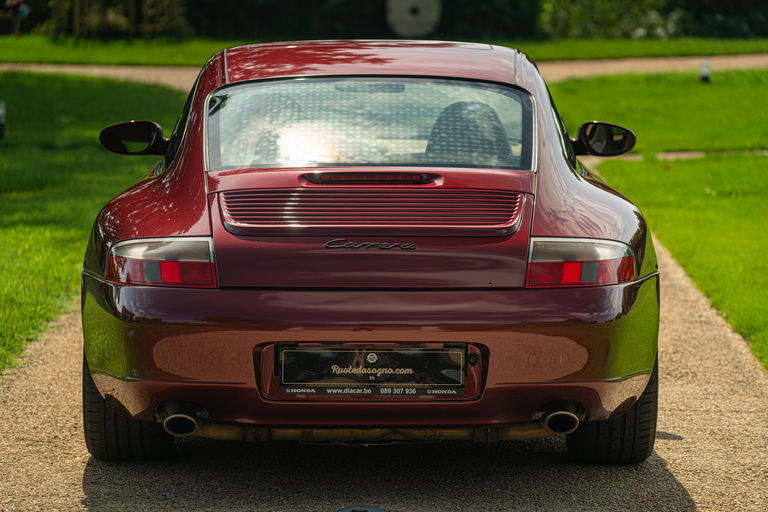 Porsche 996 Carrera