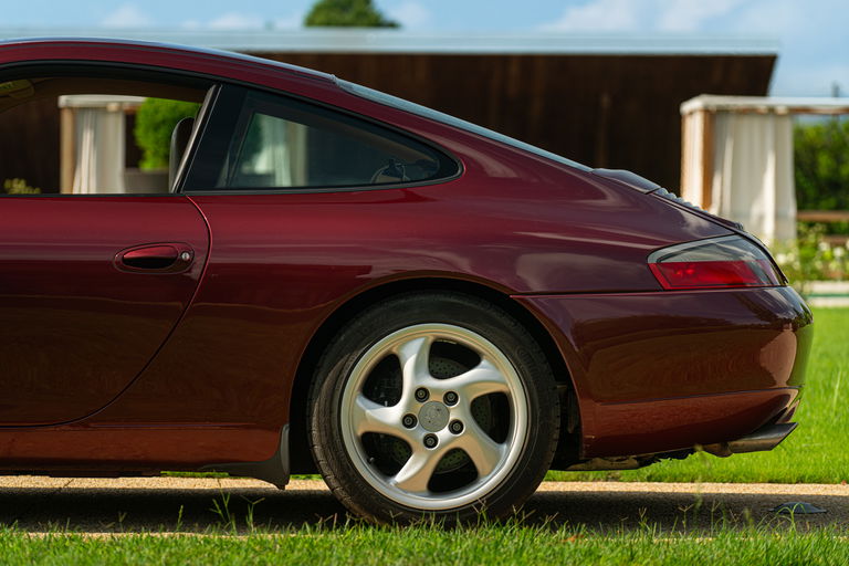 Porsche 996 Carrera