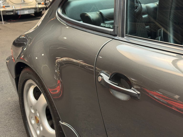 Porsche 964 Carrera 4
