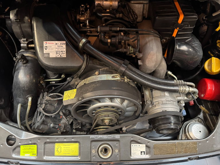 Porsche 964 Carrera 4