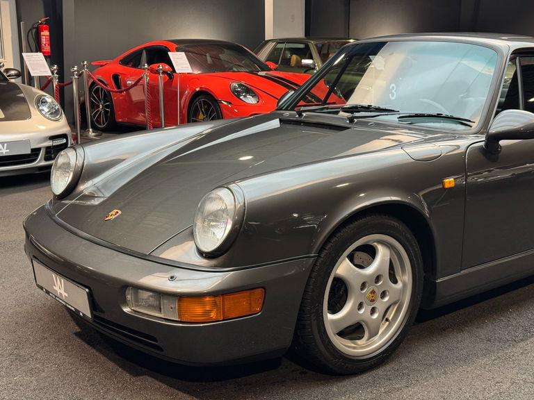 Porsche 964 Carrera 4
