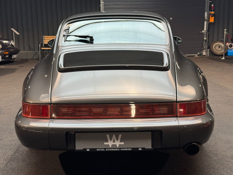 Porsche 964 Carrera 4