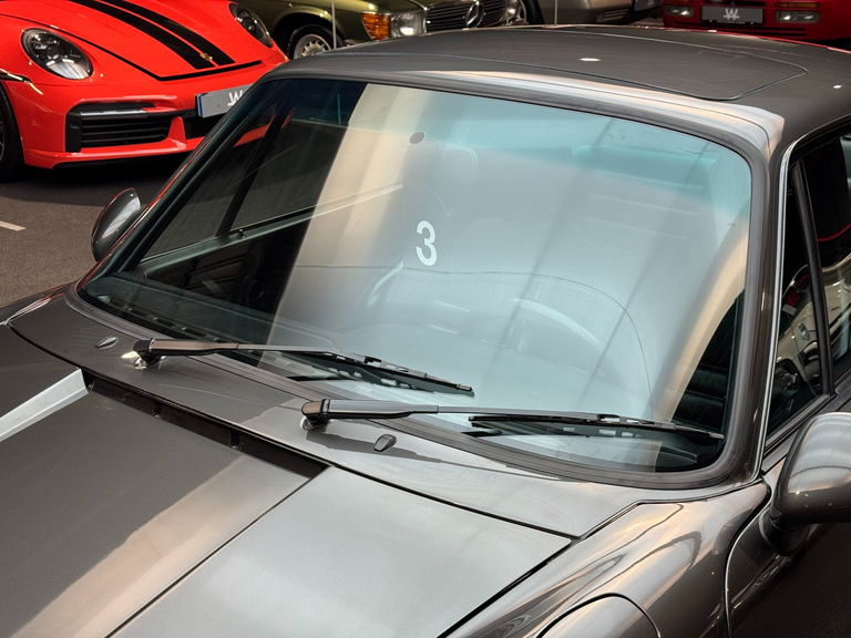 Porsche 964 Carrera 4