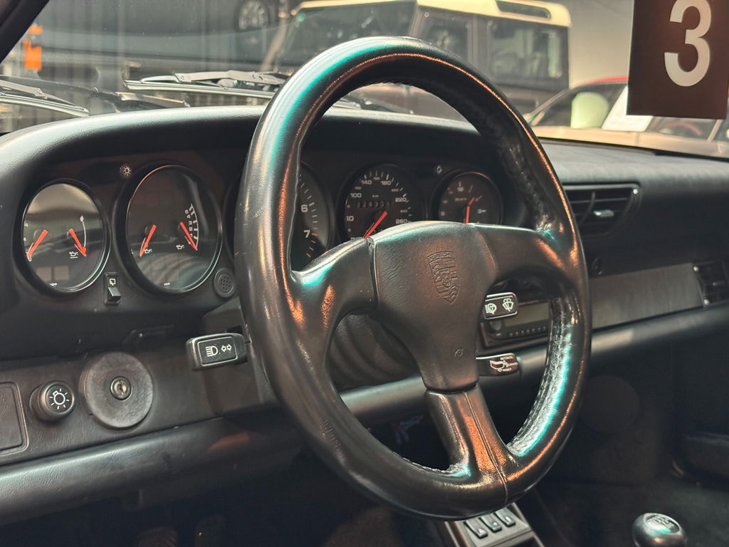 Porsche 964 Carrera 4