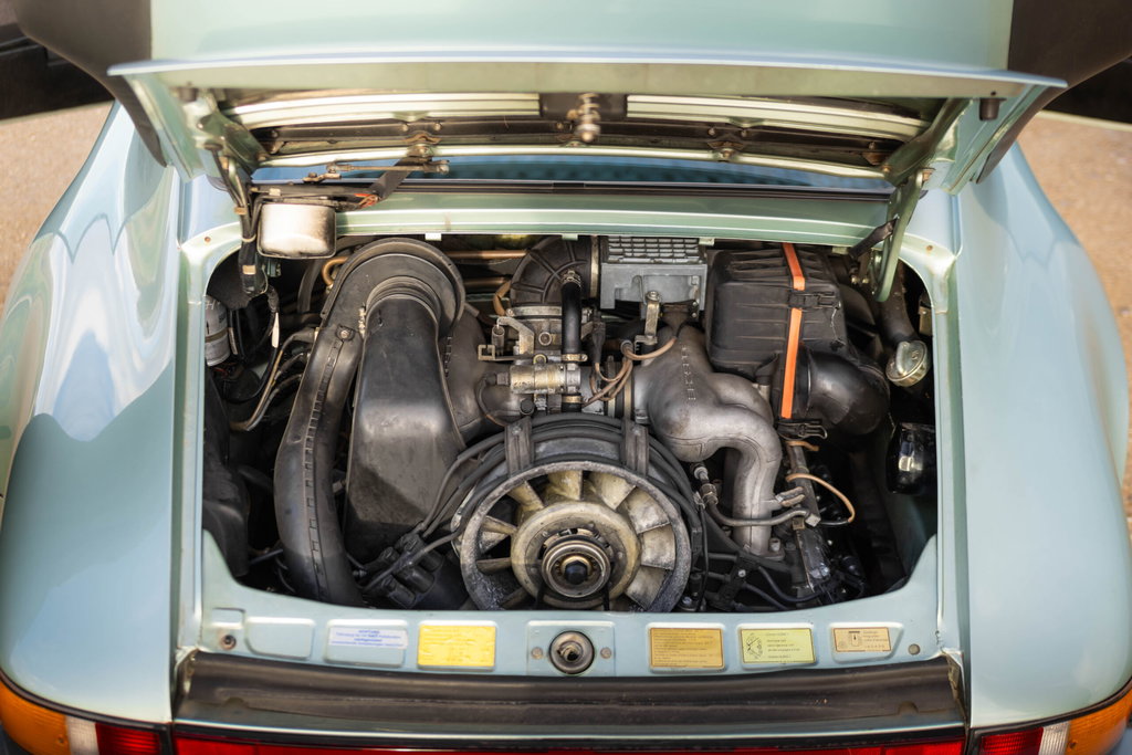 Porsche 911 Carrera 3.2