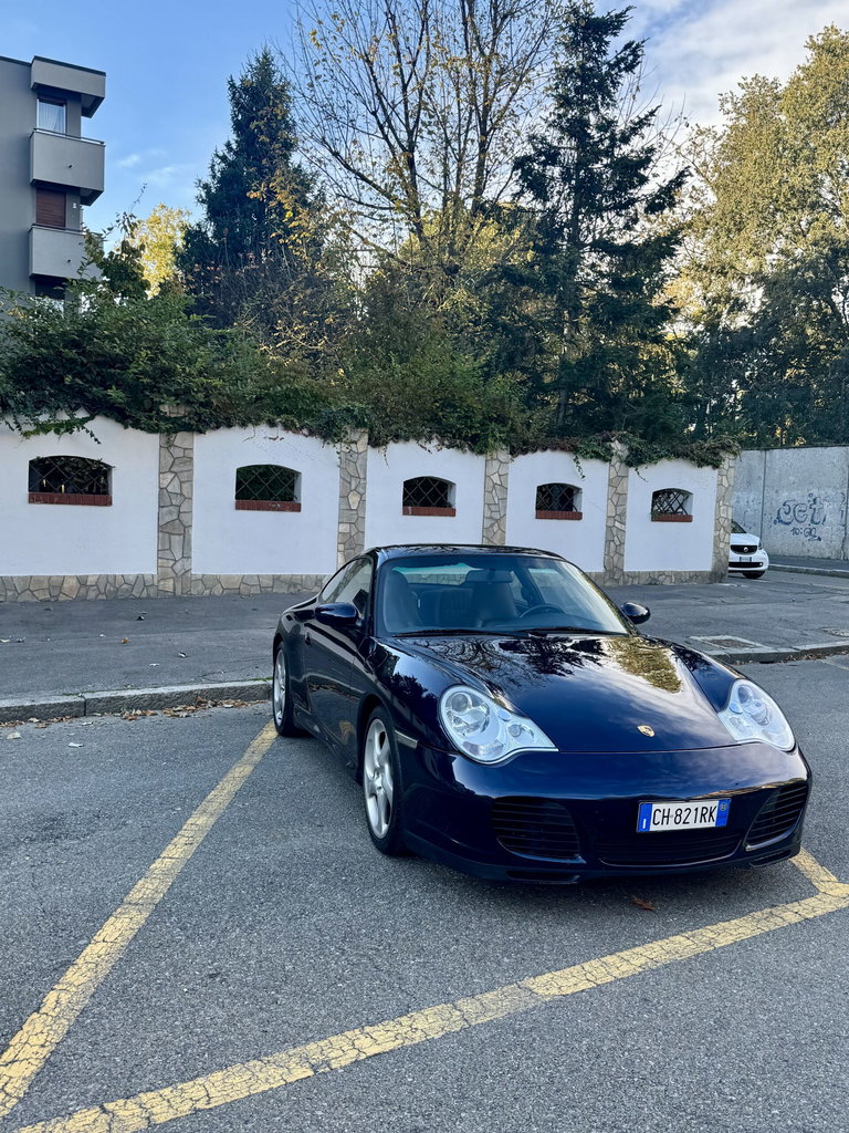 Porsche 996 Carrera 4S